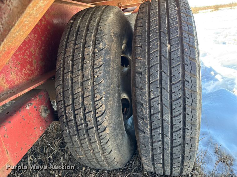 image for item DU6981 2006 May Trailer Gooseneck equipment trailer