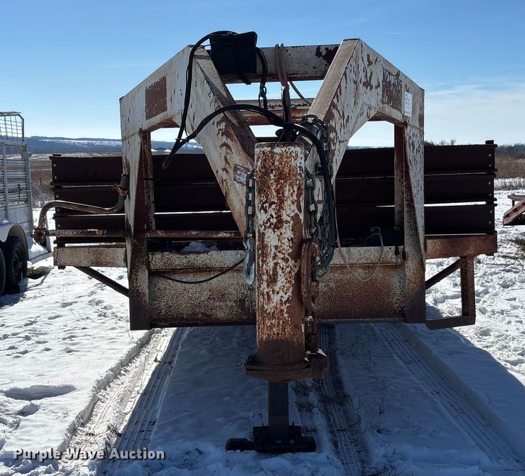 image for item DU6982 1991 Neckover equipment trailer