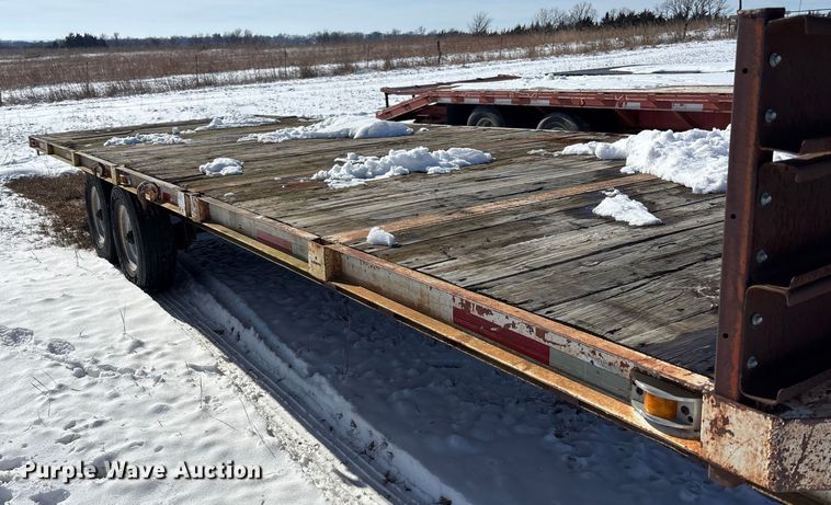 image for item DU6982 1991 Neckover equipment trailer