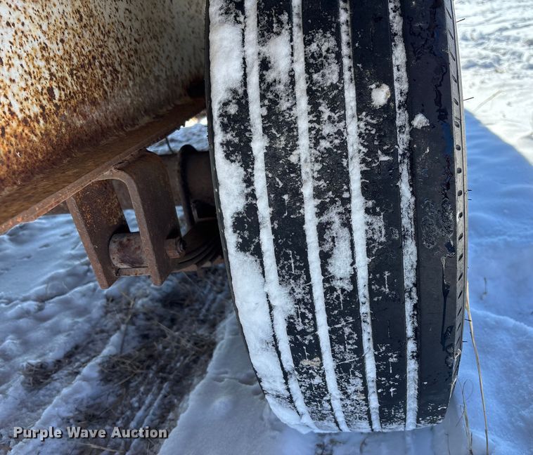 image for item DU6982 1991 Neckover equipment trailer