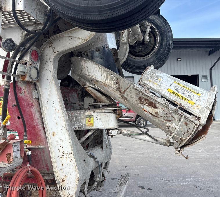 image for item DU6993 2005 Kenworth W900 ready mix truck