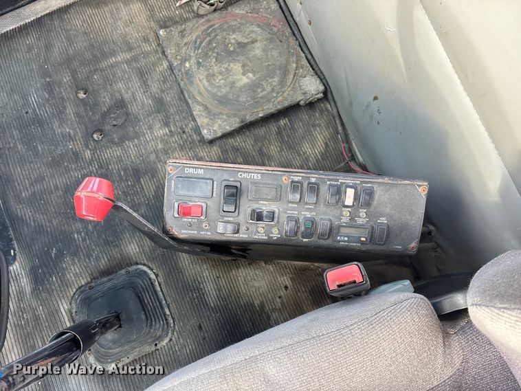 image for item DU6993 2005 Kenworth W900 ready mix truck