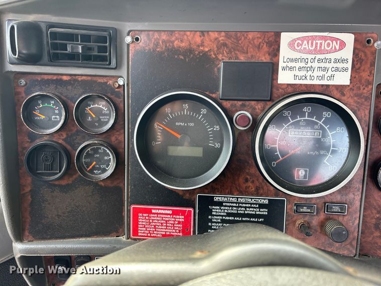 image for item DU6993 2005 Kenworth W900 ready mix truck