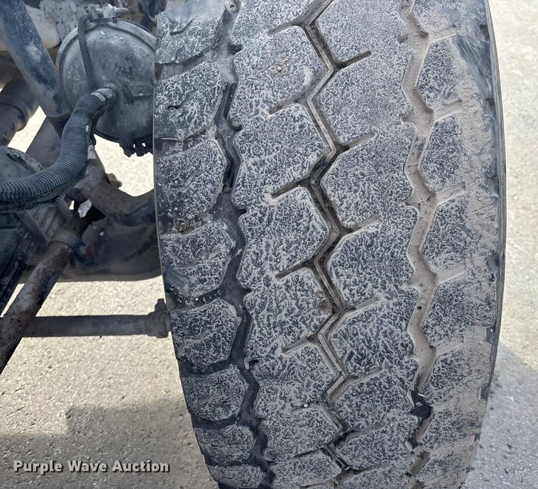 image for item DU6993 2005 Kenworth W900 ready mix truck