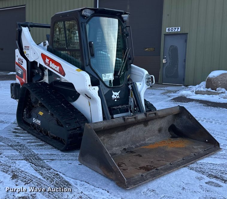 image for item DW4413 2023 Bobcat T66 tracked skid steer loader