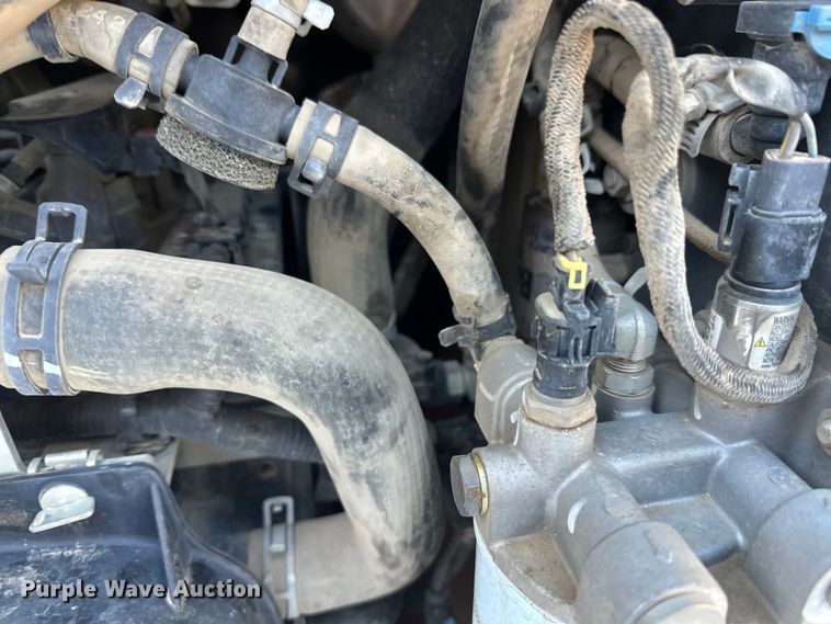 image for item DW4413 2023 Bobcat T66 tracked skid steer loader