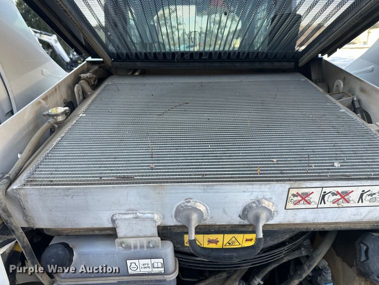 image for item DW4413 2023 Bobcat T66 tracked skid steer loader