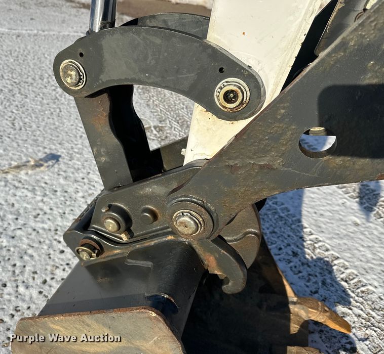 image for item DW4414 2020 Bobcat E32I mini excavator