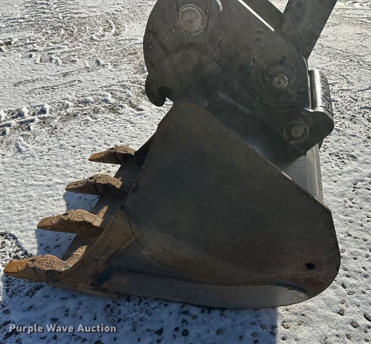 image for item DW4414 2020 Bobcat E32I mini excavator