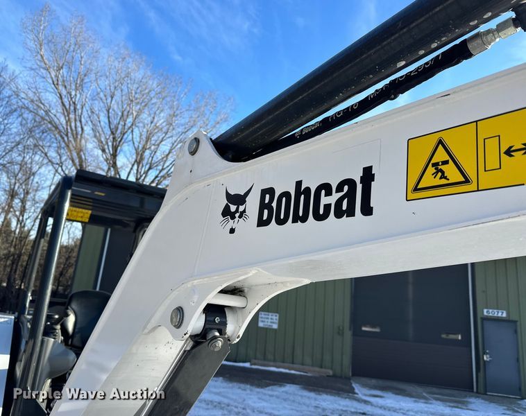 image for item DW4414 2020 Bobcat E32I mini excavator