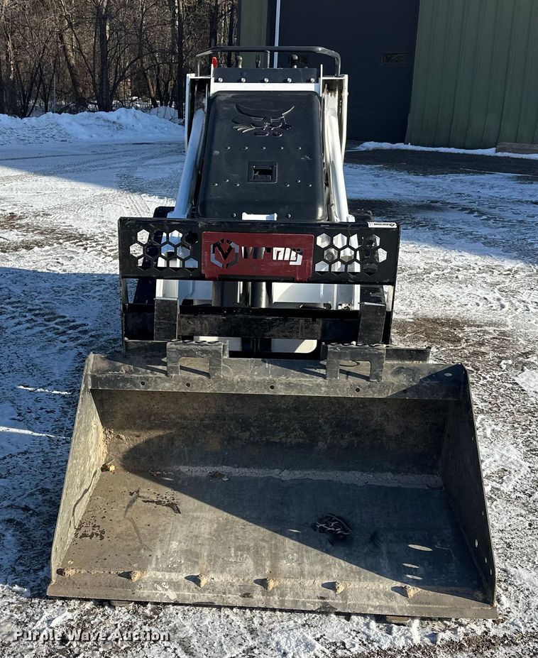 image for item DW4415 2022 Bobcat MT100 compact utility loader