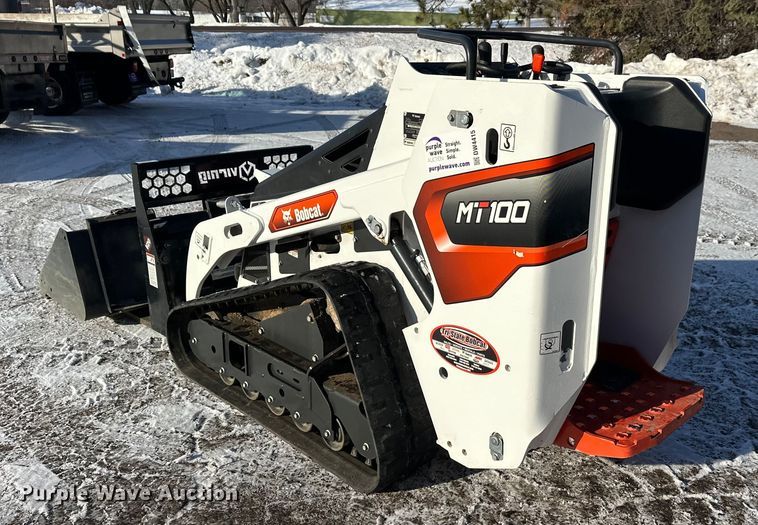 image for item DW4415 2022 Bobcat MT100 compact utility loader