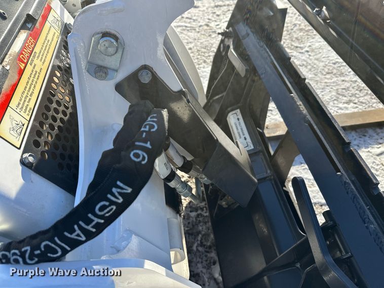 image for item DW4415 2022 Bobcat MT100 compact utility loader