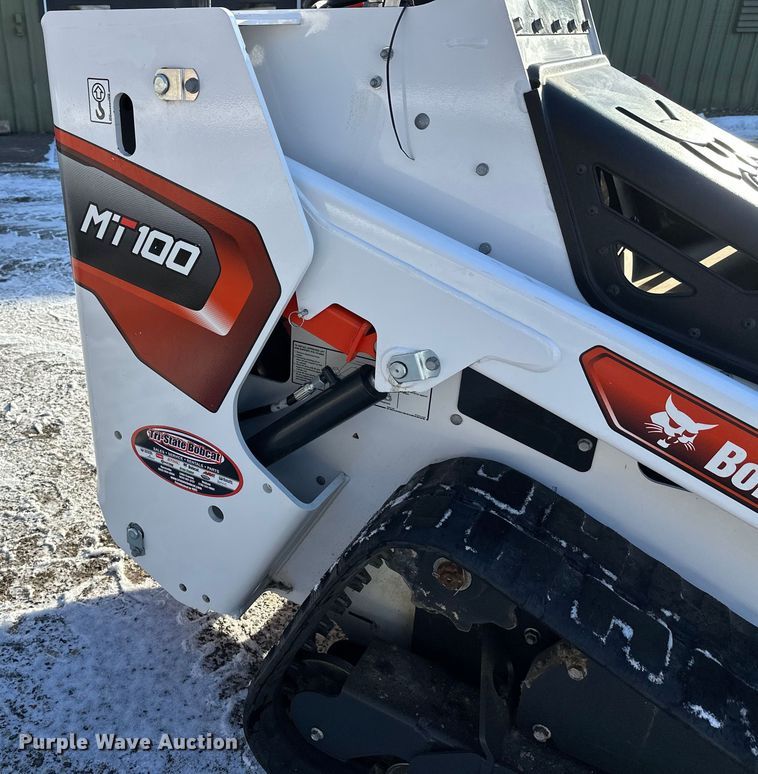 image for item DW4415 2022 Bobcat MT100 compact utility loader