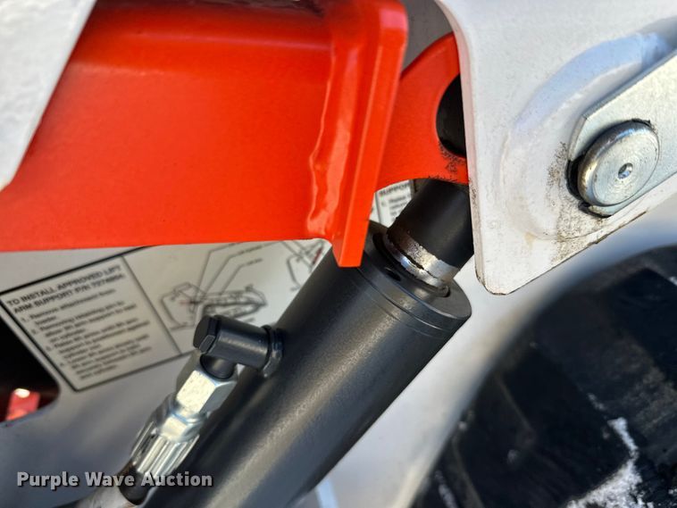 image for item DW4415 2022 Bobcat MT100 compact utility loader