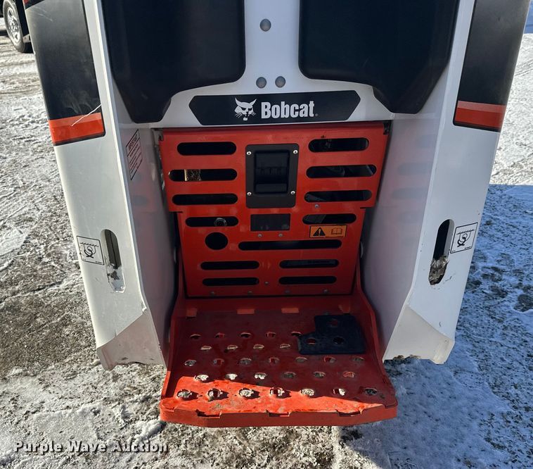 image for item DW4415 2022 Bobcat MT100 compact utility loader