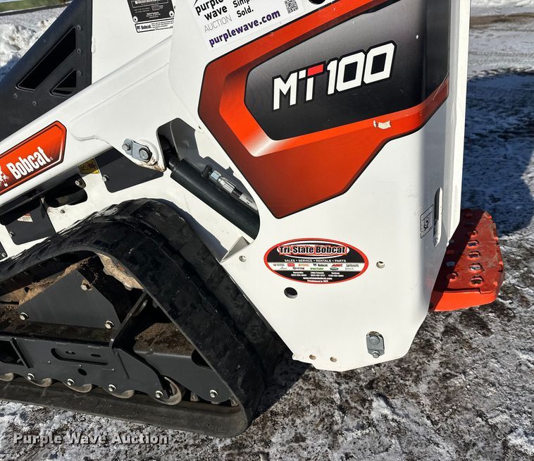 image for item DW4415 2022 Bobcat MT100 compact utility loader