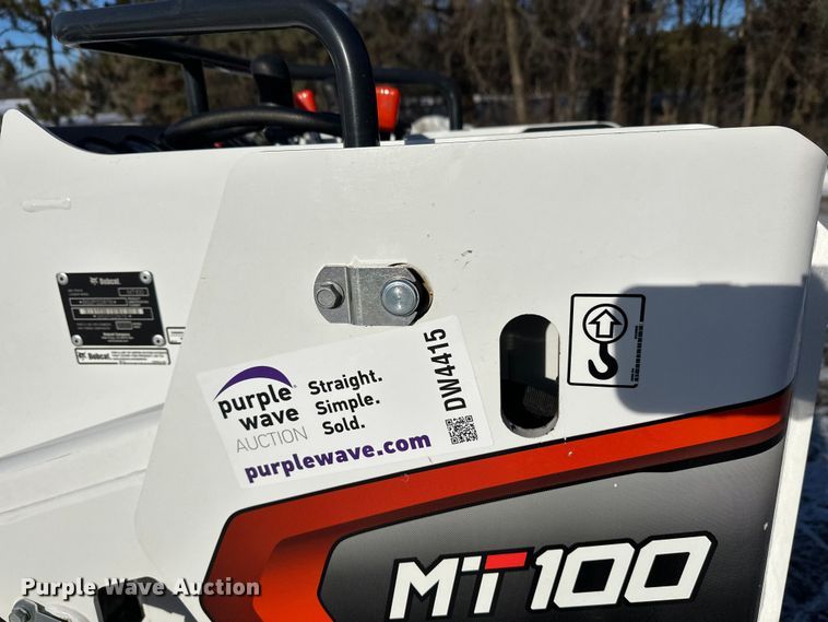image for item DW4415 2022 Bobcat MT100 compact utility loader