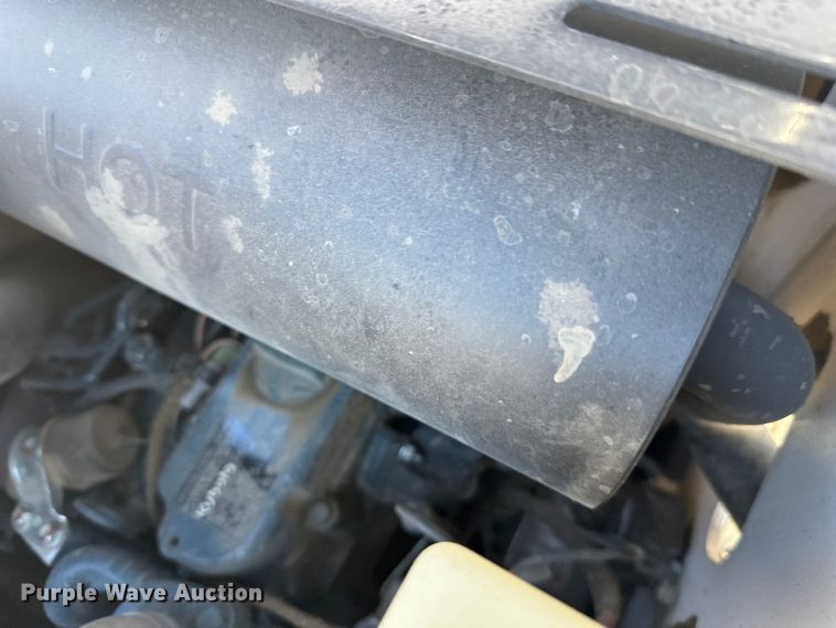 image for item DW4415 2022 Bobcat MT100 compact utility loader