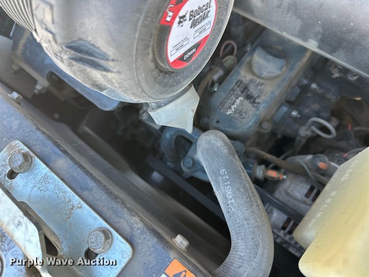 image for item DW4415 2022 Bobcat MT100 compact utility loader