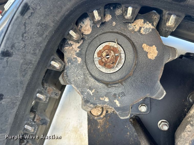 image for item DW4415 2022 Bobcat MT100 compact utility loader