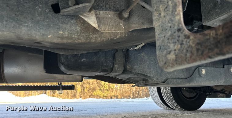 image for item DW4416 2019 Ford F350 Super Duty utility bed pickup truck