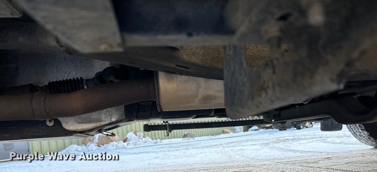 image for item DW4416 2019 Ford F350 Super Duty utility bed pickup truck