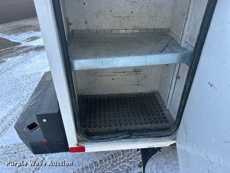 image for item DW4416 2019 Ford F350 Super Duty utility bed pickup truck