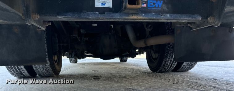 image for item DW4416 2019 Ford F350 Super Duty utility bed pickup truck