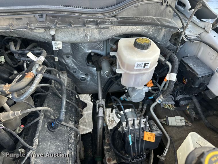 image for item DW4416 2019 Ford F350 Super Duty utility bed pickup truck