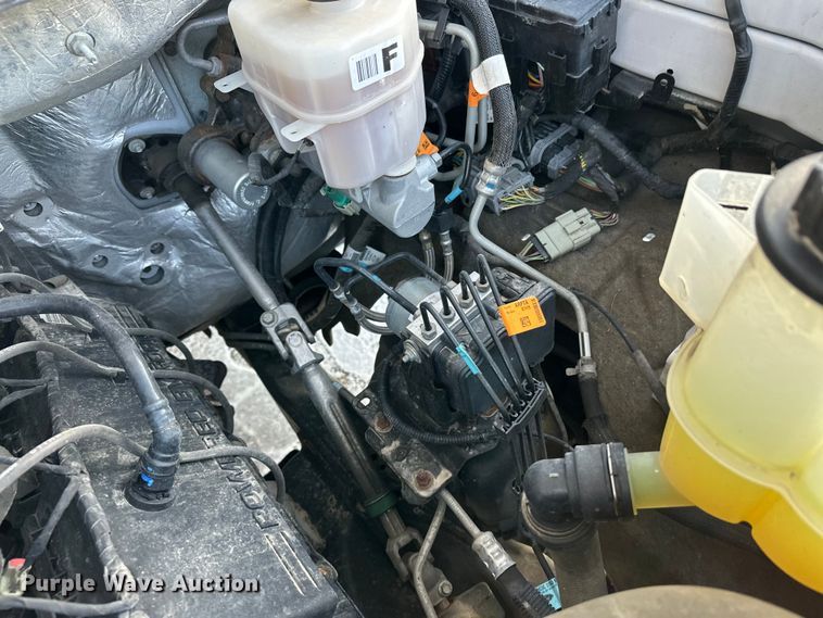 image for item DW4416 2019 Ford F350 Super Duty utility bed pickup truck