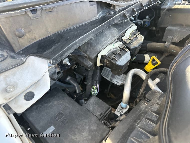 image for item DW4416 2019 Ford F350 Super Duty utility bed pickup truck