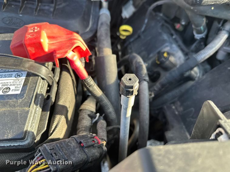 image for item DW4416 2019 Ford F350 Super Duty utility bed pickup truck