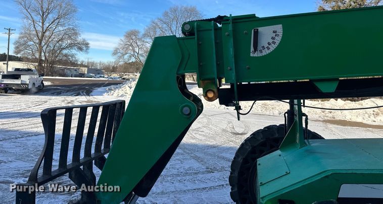 image for item DW4417 2014 JLG Skytrak 6042 telehandler