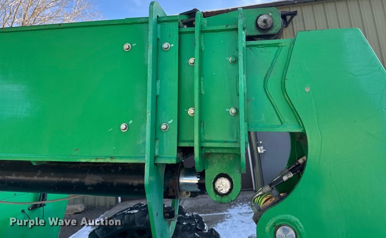 image for item DW4417 2014 JLG Skytrak 6042 telehandler