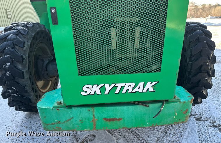 image for item DW4417 2014 JLG Skytrak 6042 telehandler