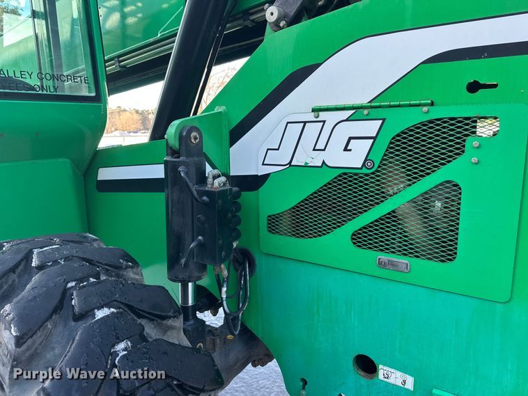 image for item DW4417 2014 JLG Skytrak 6042 telehandler