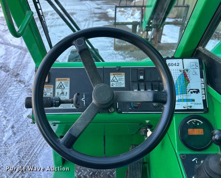 image for item DW4417 2014 JLG Skytrak 6042 telehandler