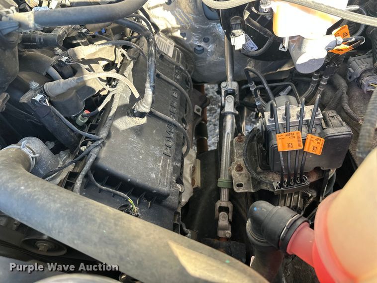 image for item DW4418 2018 Ford F350 Super Duty Ext. Cab flatbed pickup truck