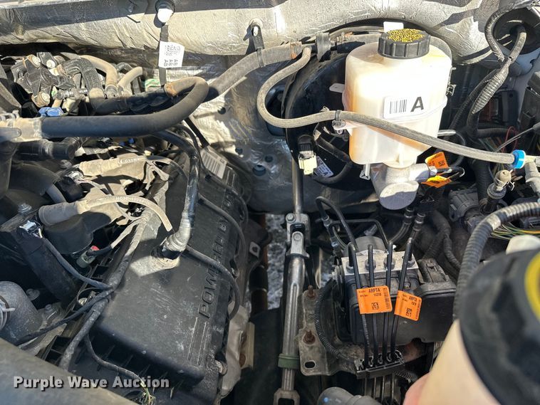 image for item DW4418 2018 Ford F350 Super Duty Ext. Cab flatbed pickup truck