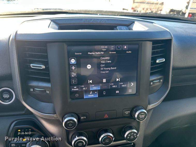 image for item DW4419 2022 RAM 3500 Crew Cab flatbed pickup truck