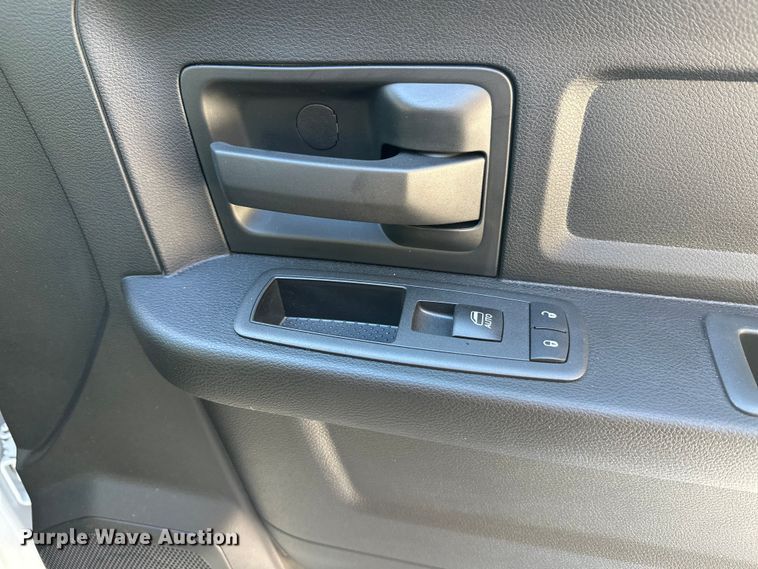 image for item DW4419 2022 RAM 3500 Crew Cab flatbed pickup truck