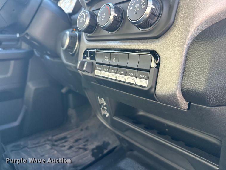 image for item DW4419 2022 RAM 3500 Crew Cab flatbed pickup truck