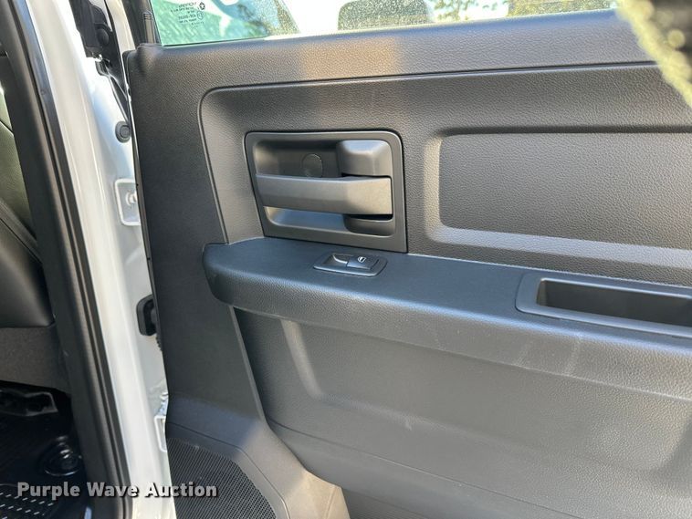 image for item DW4419 2022 RAM 3500 Crew Cab flatbed pickup truck