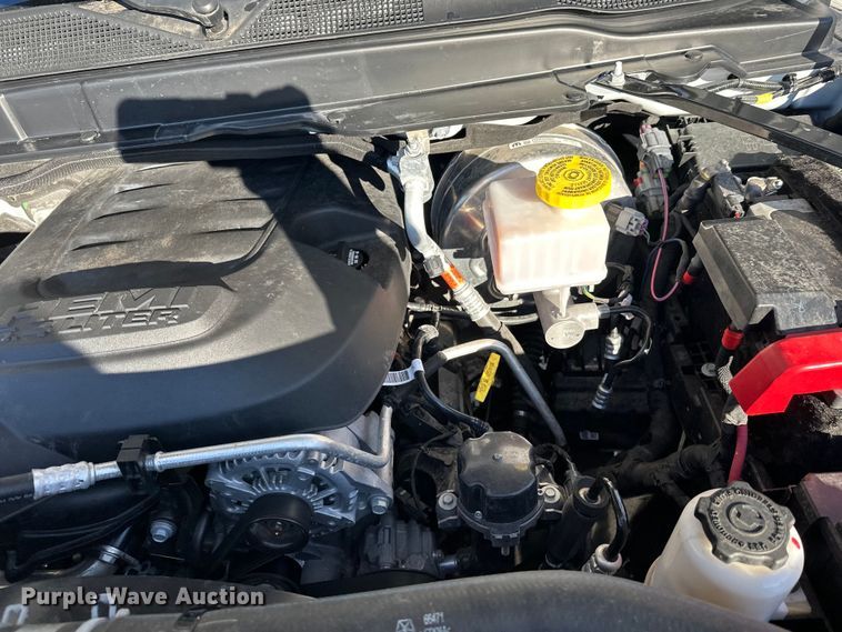 image for item DW4419 2022 RAM 3500 Crew Cab flatbed pickup truck