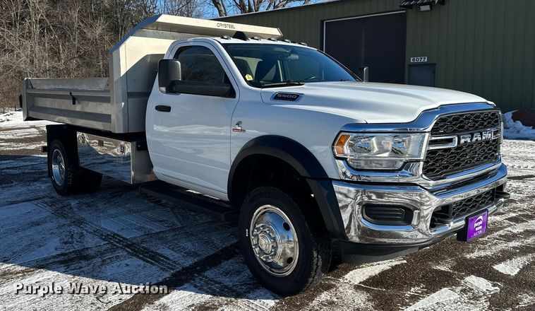 image for item DW4420 2019 RAM 5500 dump truck