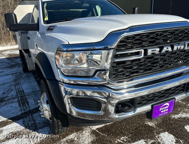 image for item DW4420 2019 RAM 5500 dump truck