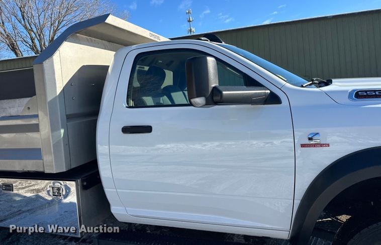image for item DW4420 2019 RAM 5500 dump truck