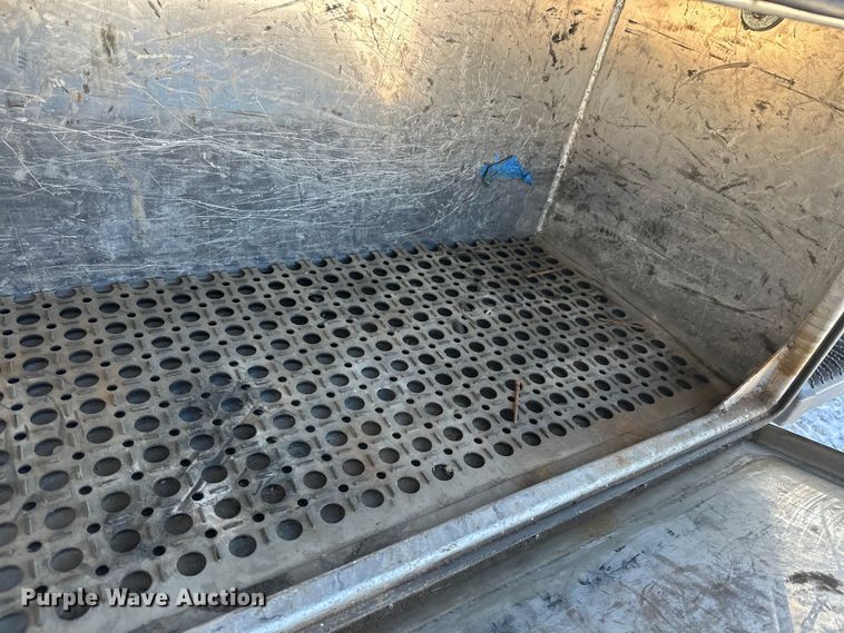 image for item DW4420 2019 RAM 5500 dump truck