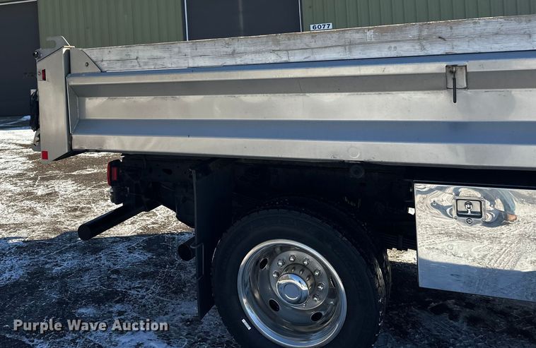 image for item DW4420 2019 RAM 5500 dump truck